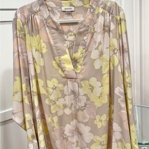 Calvin Klein Women's Floral Blouse - Yellow and Cream